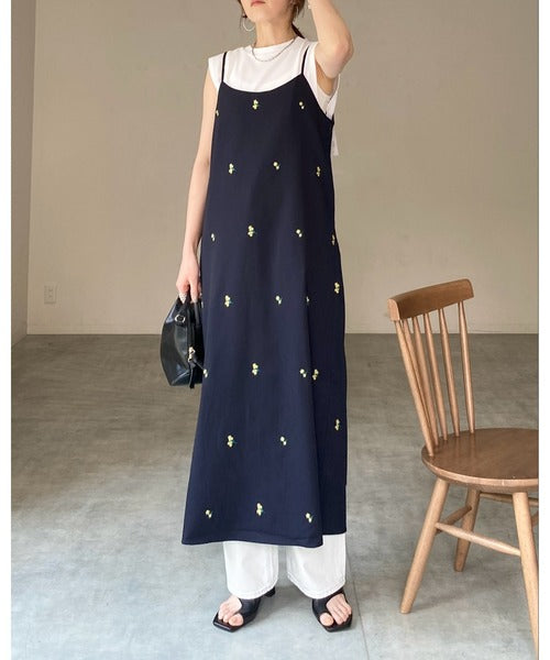 Flower Embroidered Camisole Dress 刺繡花卉吊帶長裙