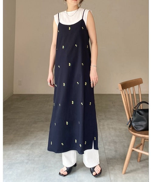 Flower Embroidered Camisole Dress 刺繡花卉吊帶長裙