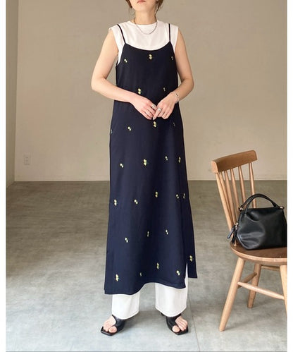 Flower Embroidered Camisole Dress 刺繡花卉吊帶長裙