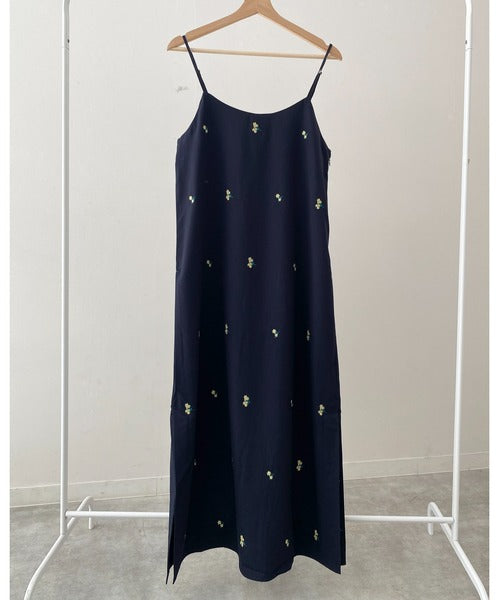 Flower Embroidered Camisole Dress 刺繡花卉吊帶長裙