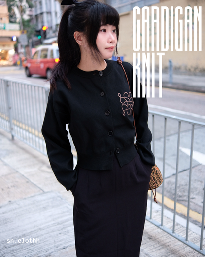 秋冬の定番 Cardigan Knit 刺繡針織小外套🧶